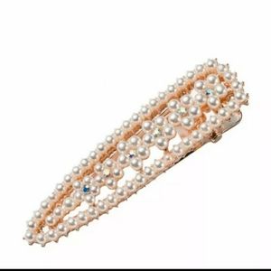 Trendy pearl & rhinestone hair clip